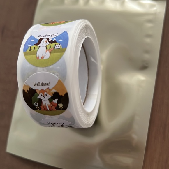 2/25$ 500 pcs Animal Stickers 1" inch (8 Designs) - Picture 2 of 7